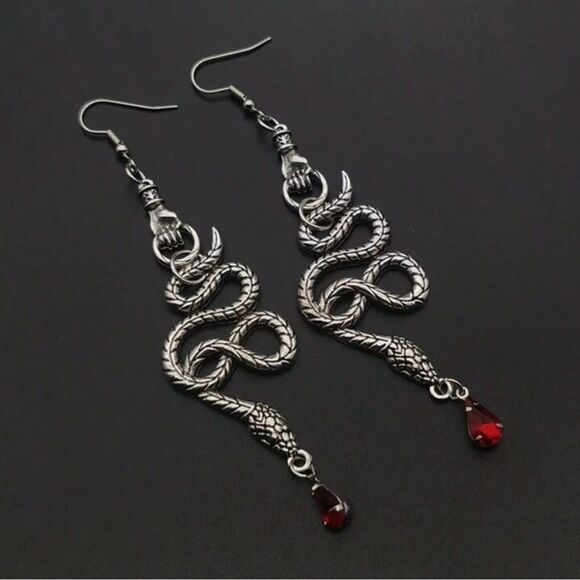 Gothic Snake Dangling Earrings Silver Tone, Res hanging Jewel accent engraved - Picture 1 of 2